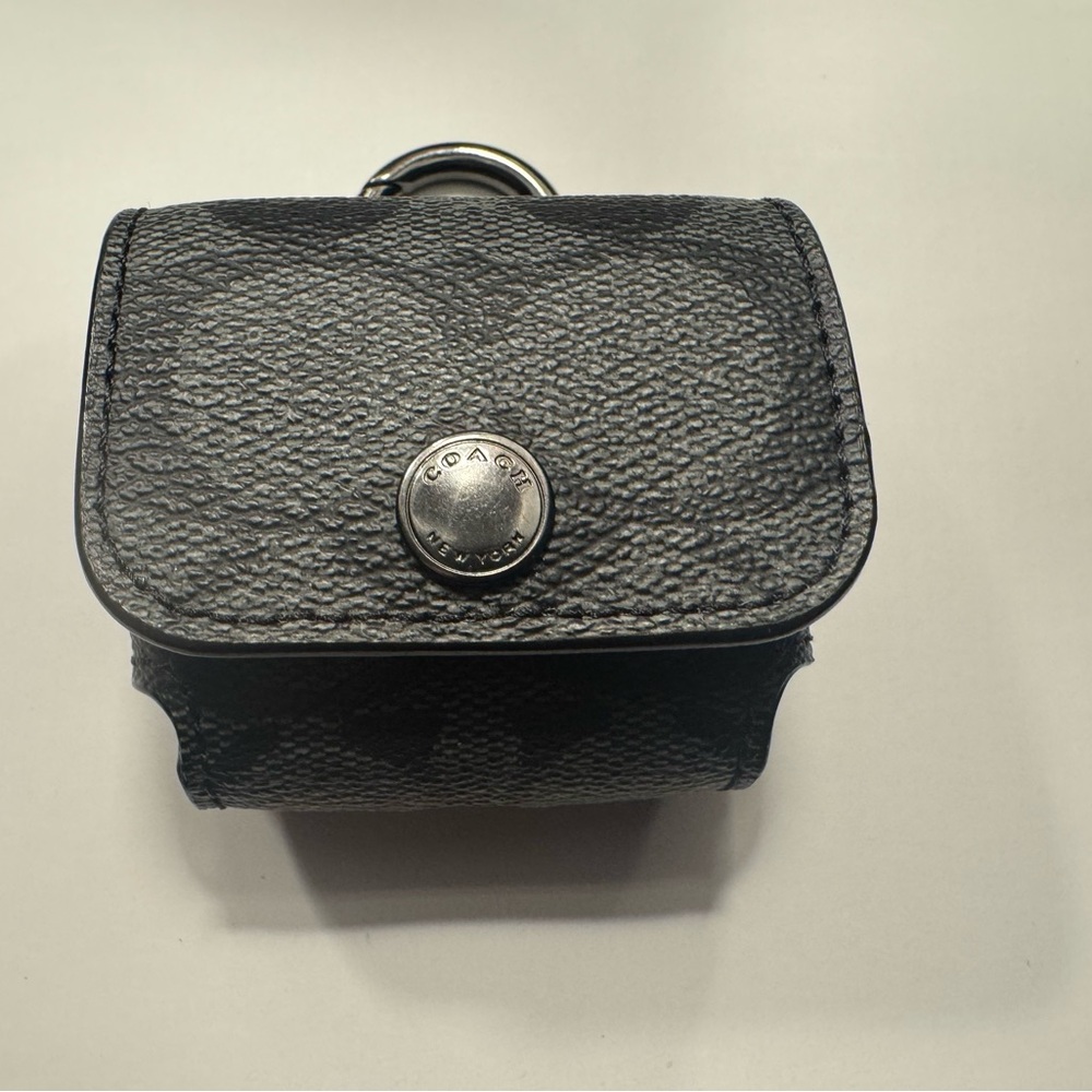 COACH Wireless Airpod Pro Case in Signature Canvas - Charcoal